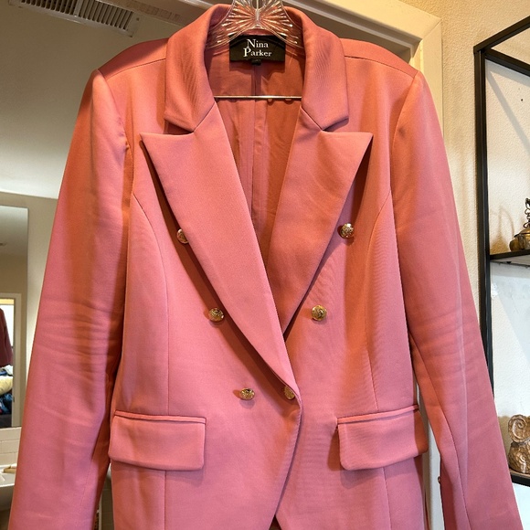 Nina Parker Blazer - Picture 1 of 2
